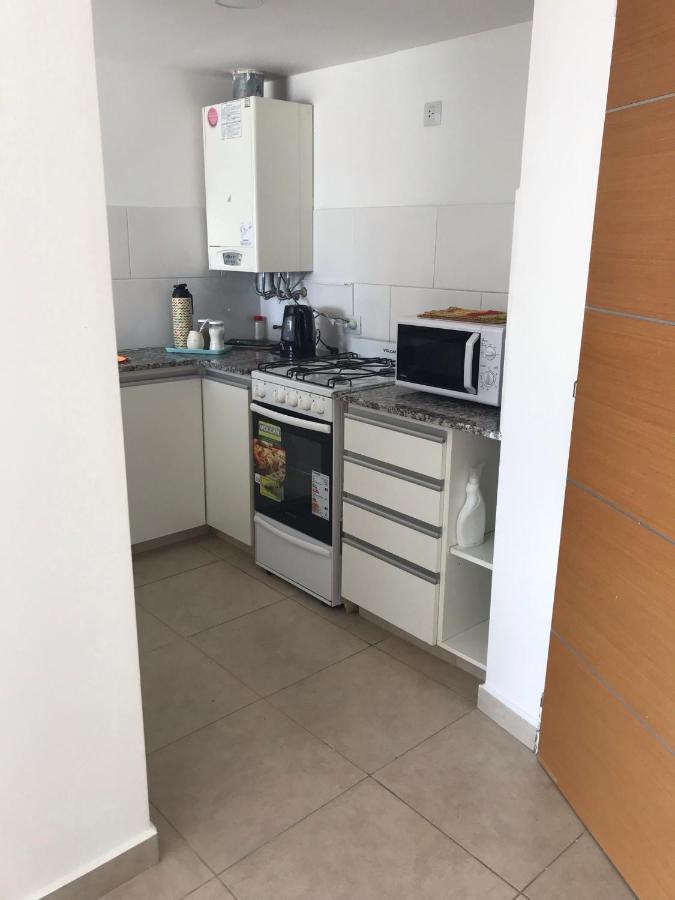 Dto Nuevo Barrio Universitario II , Wifi Y Cochera-Check In Express-Pet Friendly Bahía Blanca 外观 照片