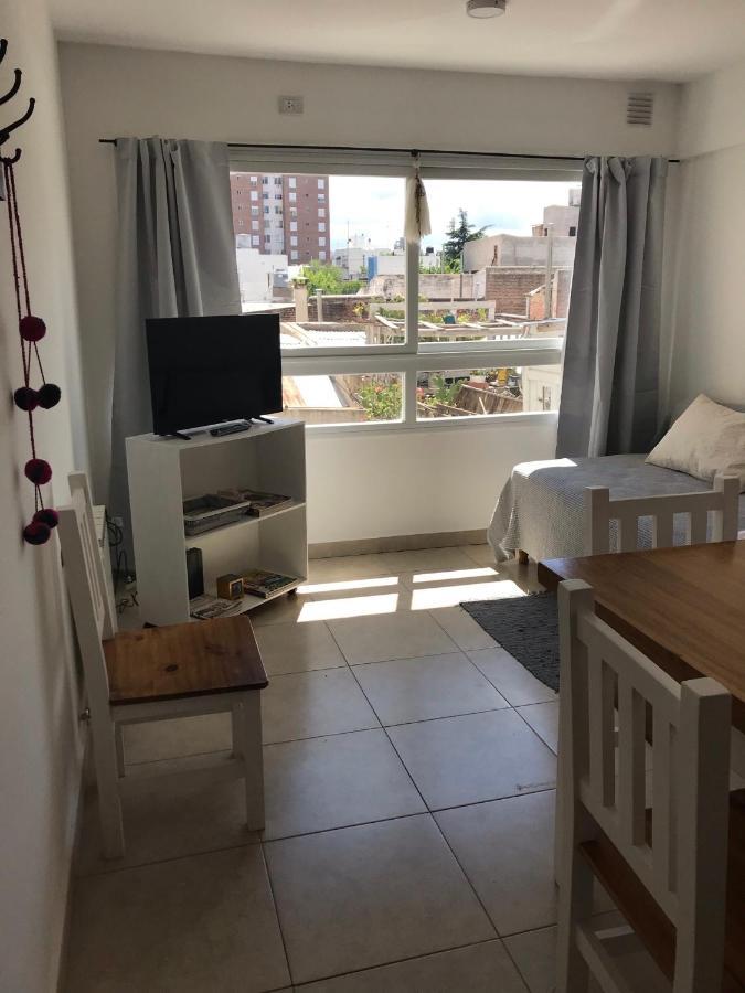Dto Nuevo Barrio Universitario II , Wifi Y Cochera-Check In Express-Pet Friendly Bahía Blanca 外观 照片